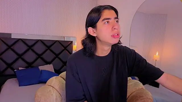 Snapshot of ryo_light chatting on November 2025 08:08:01 PM ryo light online show from November 2025 08:08:01 PM