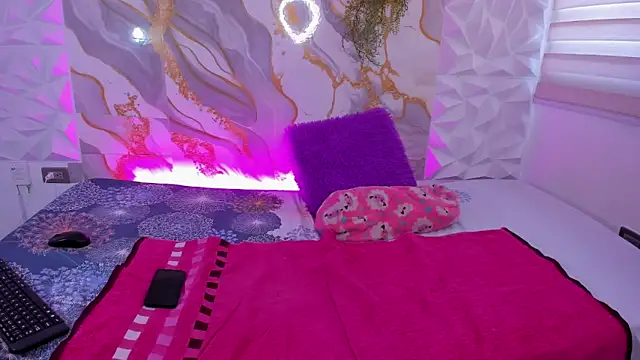 stuart fetish online show from February 2026 07:10:02 PM