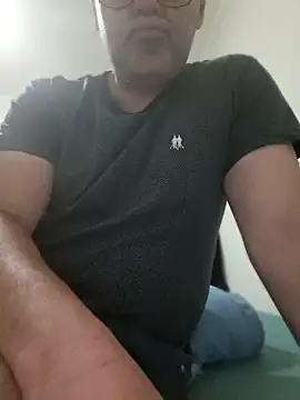 LeoMaduroSP online show from July 2026 04:16:01 AM