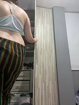 Snapshot of Megan_colsom chatting on February 2026 03:32:02 AM Megan colsom online show from February 2026 03:32:02 AM