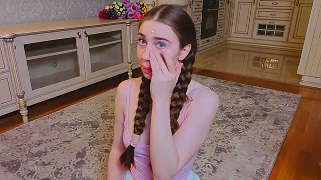 EadlinGillim online show from September 2025 03:06:02 AM