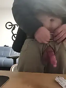 Snapshot of Thompsen1992 chatting on September 2025 10:24:02 PM Thompsen1992 online show from September 2025 10:24:02 PM