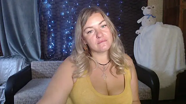 NikaSkylink online show from September 2025 03:30:02 AM