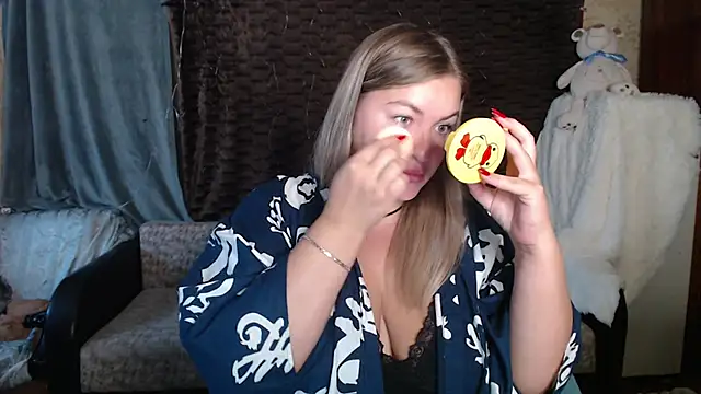 NikaSkylink online show from October 2025 03:38:01 AM