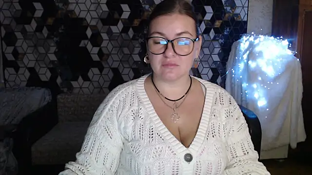 NikaSkylink online show from December 2025 07:19:02 PM