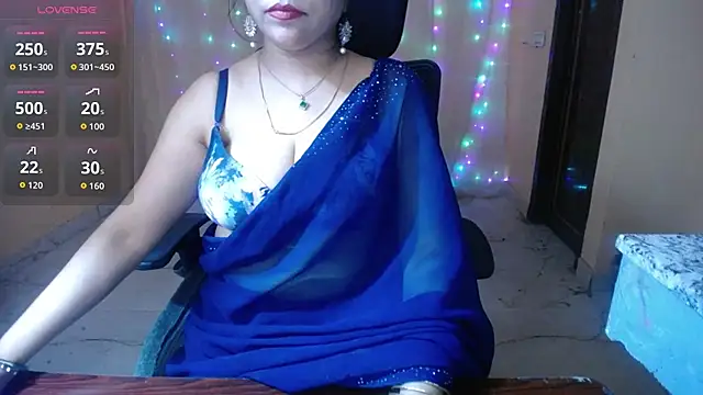 Snapshot of Divvya_ chatting on May 2026 06:35:01 PM Divvya online show from May 2026 06:35:01 PM