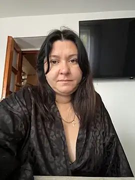 Liza Will online show from November 2025 06:18:02 AM