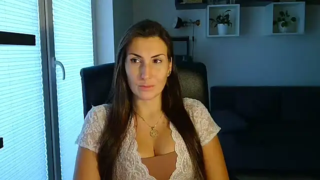 Snapshot of DonnaAmore chatting on October 2025 03:22:02 PM DonnaAmore online show from October 2025 03:22:02 PM