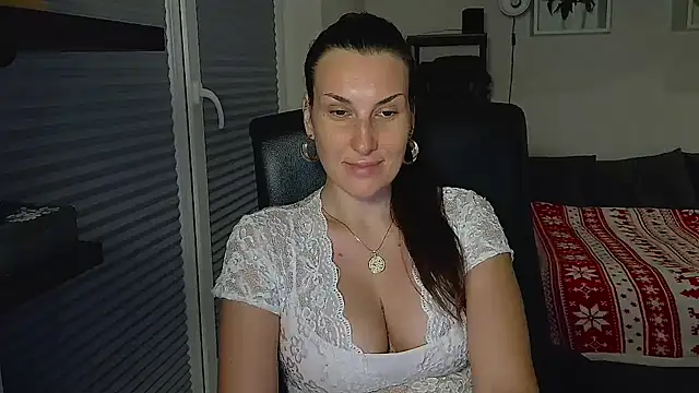 Snapshot of DonnaAmore chatting on November 2025 03:12:01 PM DonnaAmore online show from November 2025 03:12:01 PM