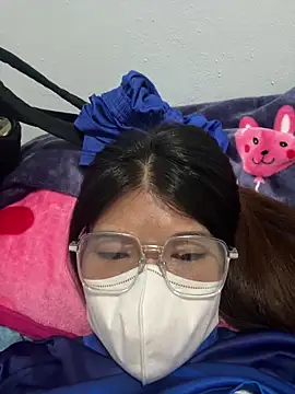 sweetguay9871 online show from May 2026 10:47:01 AM
