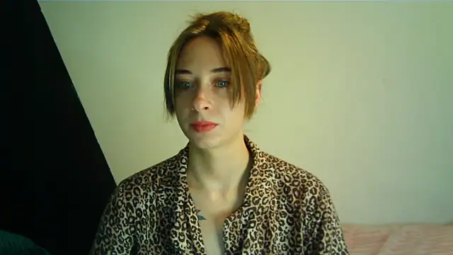 karinessa online show from February 2026 10:59:01 AM