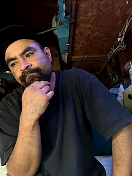 Snapshot of Jonathanfrom420 chatting on October 2025 02:14:02 PM Jonathanfrom420 online show from October 2025 02:14:02 PM