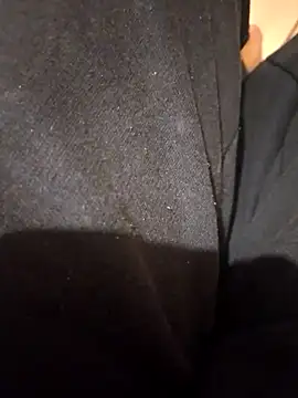 Snapshot of chef82 chatting on November 2025 02:45:02 AM chef82 online show from November 2025 02:45:02 AM