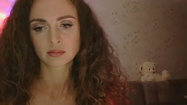 Amber Carrol online show from September 2025 05:34:01 PM