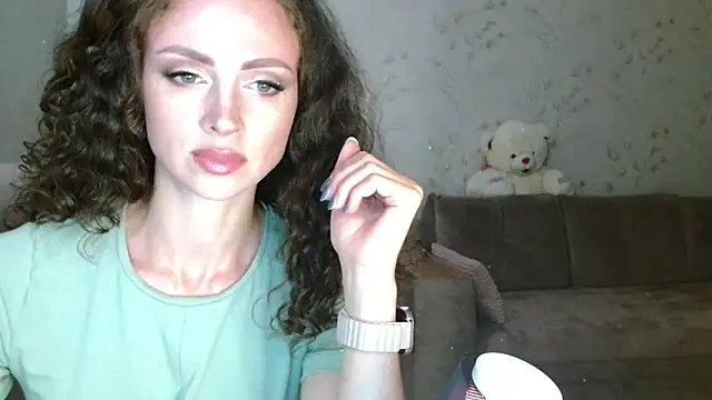 Amber Carrol online show from July 2026 04:23:01 PM