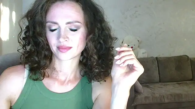 Amber Carrol online show from August 2026 03:03:02 PM