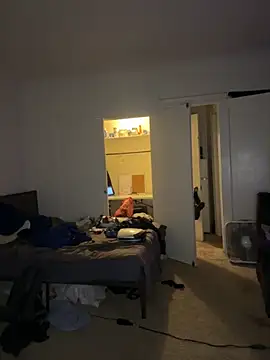 Snapshot of KingKevo27 chatting on October 2025 02:12:02 AM KingKevo27 online show from October 2025 02:12:02 AM