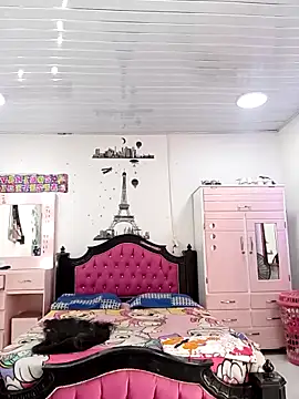 translatina777 online show from October 2025 05:48:02 PM