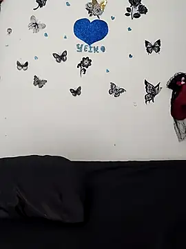 Snapshot of AntonelaMorriz chatting on November 2025 08:14:02 AM AntonelaMorriz online show from November 2025 08:14:02 AM