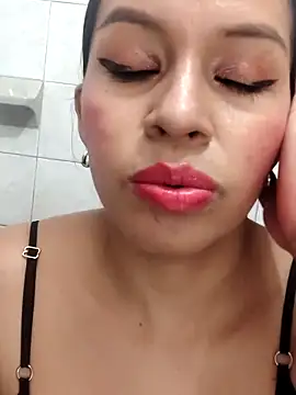 AntonelaMorriz online show from May 2026 07:21:02 PM