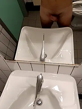 Snapshot of losteccafisso chatting on January 2026 01:04:01 PM losteccafisso online show from January 2026 01:04:01 PM