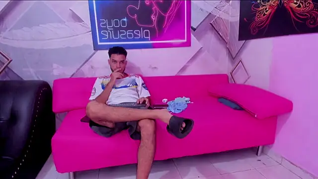 rhabena boysex online show from February 2026 01:39:02 AM