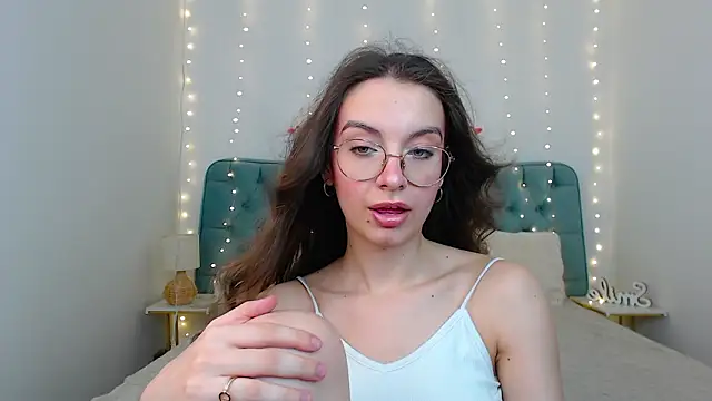 Snapshot of Real_cutie1 chatting on February 2026 02:12:02 PM Real cutie1 online show from February 2026 02:12:02 PM