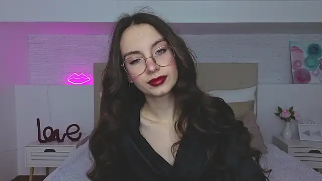 Snapshot of Real_cutie1 chatting on February 2026 01:52:02 PM Real cutie1 online show from February 2026 01:52:02 PM