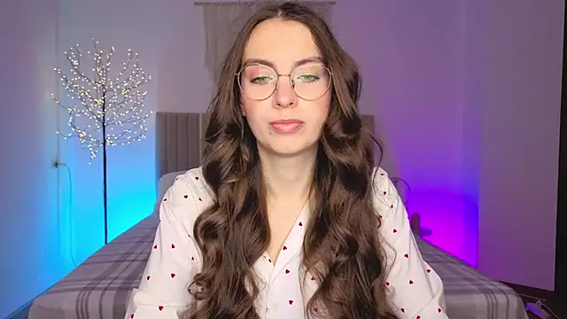 Snapshot of Real_cutie1 chatting on March 2026 01:50:02 PM Real cutie1 online show from March 2026 01:50:02 PM