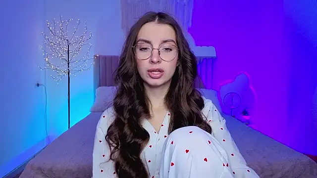 Snapshot of Real_cutie1 chatting on March 2026 01:51:02 PM Real cutie1 online show from March 2026 01:51:02 PM