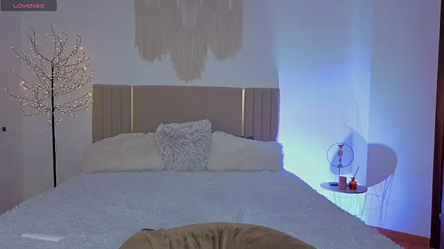 Snapshot of Real_cutie1 chatting on April 2026 12:49:01 PM Real cutie1 online show from April 2026 12:49:01 PM