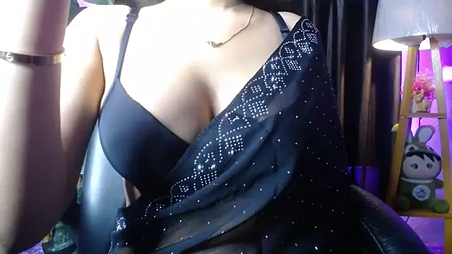 kiara 1122 online show from May 2026 08:03:02 PM