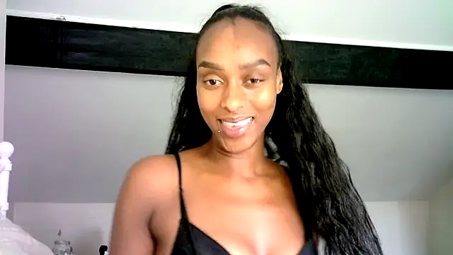 Snapshot of Hazel_Dollxx chatting on September 2025 10:26:02 AM Hazel Dollxx online show from September 2025 10:26:02 AM