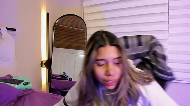 Rachell criss online show from October 2025 05:15:01 AM