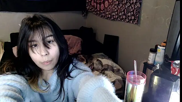 Snapshot of London_Ray chatting on November 2025 10:15:01 AM London Ray online show from November 2025 10:15:01 AM