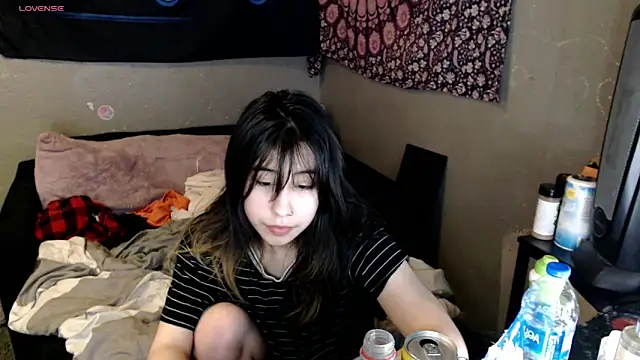 Snapshot of London_Ray chatting on November 2025 08:15:01 AM London Ray online show from November 2025 08:15:01 AM