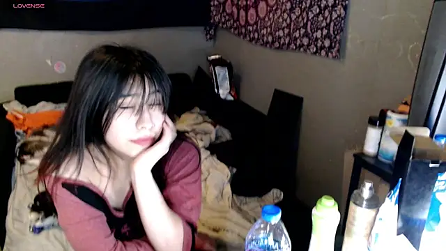 Snapshot of London_Ray chatting on December 2025 03:25:01 AM London Ray online show from December 2025 03:25:01 AM