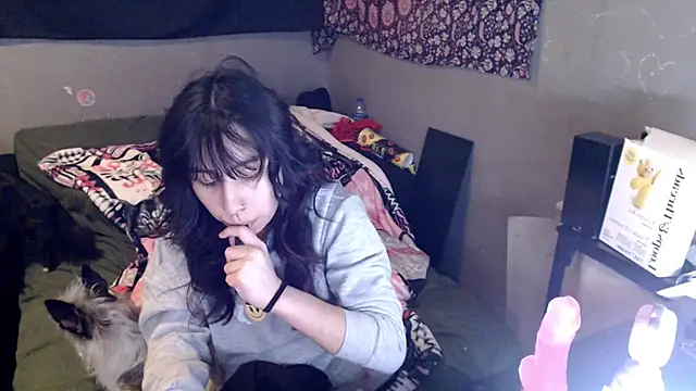 Snapshot of London_Ray chatting on February 2026 08:10:02 PM London Ray online show from February 2026 08:10:02 PM