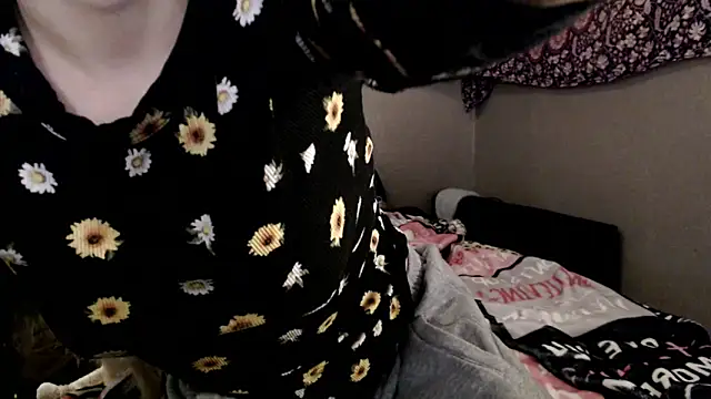 London Ray online show from May 2026 11:11:02 PM
