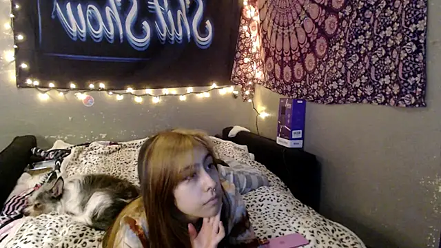 London Ray online show from June 2026 10:00:02 PM