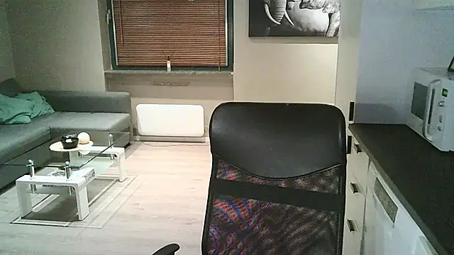 Dartanjanas13 online show from October 2025 06:43:01 PM