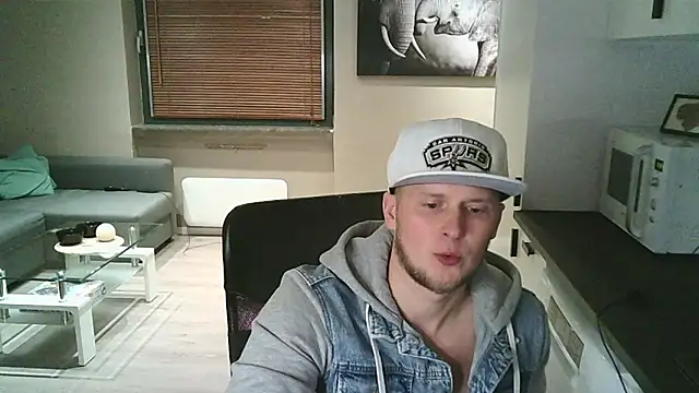 Dartanjanas13 online show from October 2025 09:42:02 PM