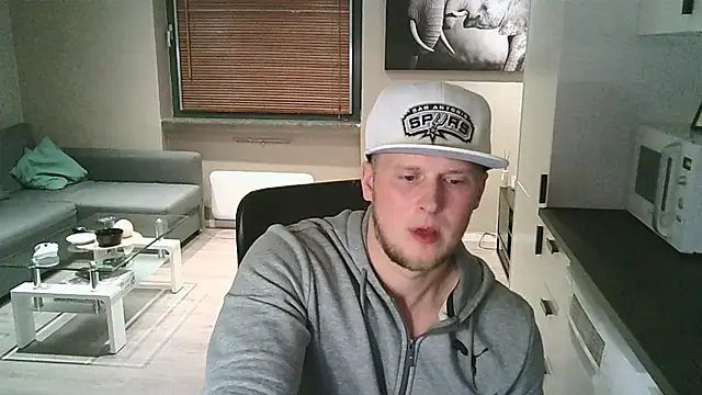 Dartanjanas13 online show from November 2025 05:23:01 PM