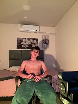 Snapshot of kaneky_07 chatting on October 2025 10:32:02 PM kaneky 07 online show from October 2025 10:32:02 PM