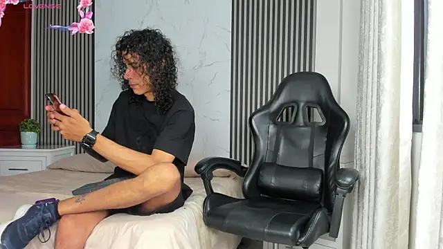 JackAndRosse  online show from April 2026 04:23:01 PM