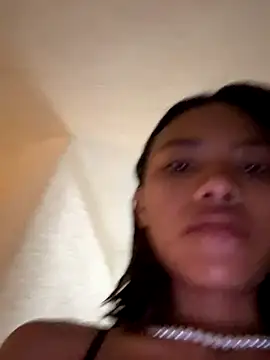 Snapshot of Nia_Desire chatting on September 2025 07:01:01 AM Nia Desire online show from September 2025 07:01:01 AM