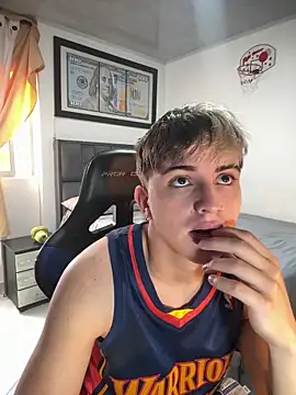 Justin trevor1 online show from June 2026 03:54:01 PM