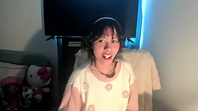 Snapshot of dolliette24 chatting on September 2025 09:25:02 PM dolliette24 online show from September 2025 09:25:02 PM