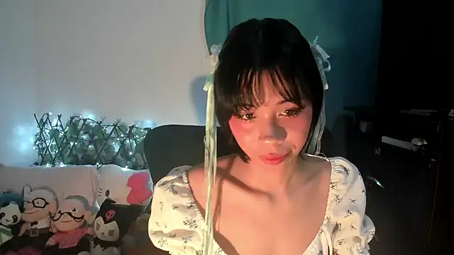 Snapshot of dolliette24 chatting on September 2025 03:10:02 AM dolliette24 online show from September 2025 03:10:02 AM