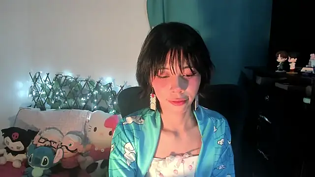 Snapshot of dolliette24 chatting on September 2025 02:27:01 AM dolliette24 online show from September 2025 02:27:01 AM